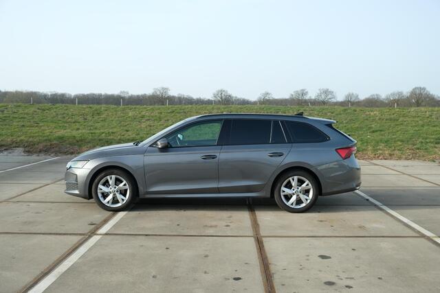 Skoda OCTAVIA Combi 1.5 TSI Edition | TREKHAAK | 17" GEMINI VELGEN | APPLE CAR PLAY | 'SUNSET'