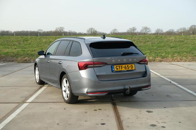 Skoda OCTAVIA Combi 1.5 TSI Edition | TREKHAAK | 17" GEMINI VELGEN | APPLE CAR PLAY | 'SUNSET'