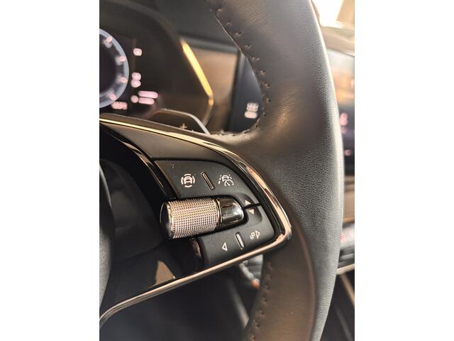 Skoda OCTAVIA Combi 1.4 TSI iV PHEV DODE HOEK - ELEK A.KLEP - KEYLESS Business Edition Plus