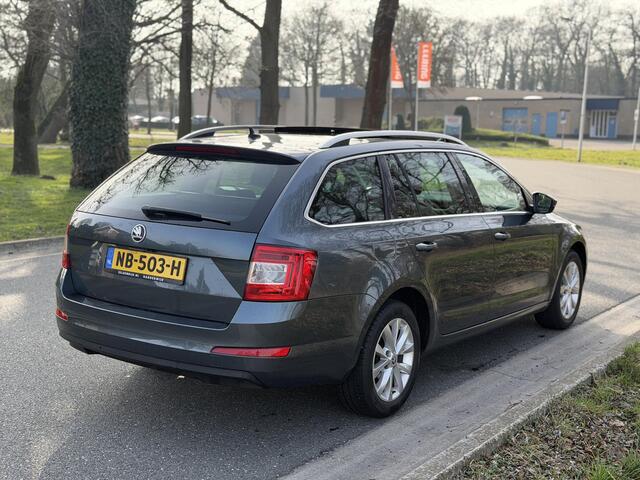 Skoda OCTAVIA Combi 1.4 TSI Greentech Style Business BOMVOL