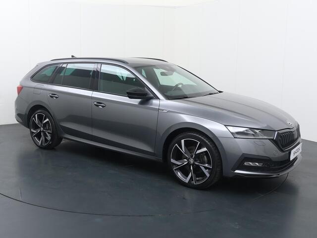 Skoda OCTAVIA Combi 1.4 TSI iV PHEV Sportline Business | 204 PK | Automaat | 19" LM velgen | Head-up display | Achteruitrijcamera | Matrix LED koplampen |
