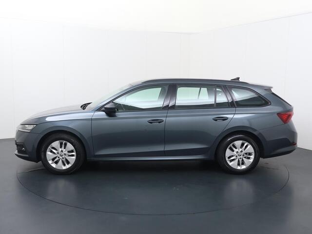 Skoda OCTAVIA Combi 1.0 TSI Business Edition | 110 PK | LED verlichting | Navigatiesysteem | Apple Carplay/Android Auto |