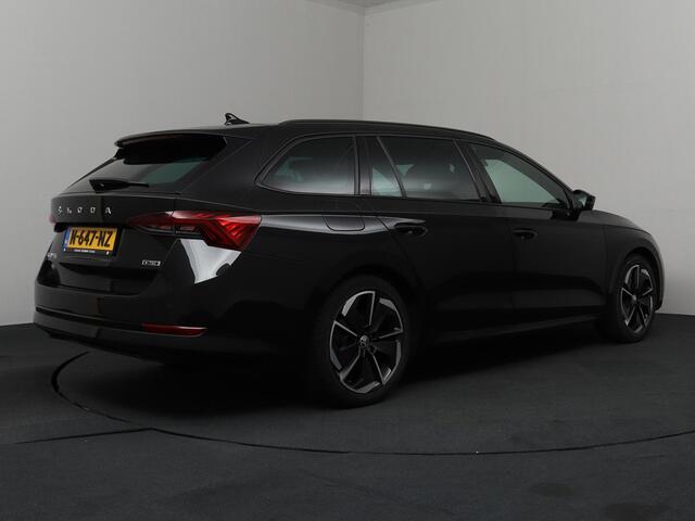 Skoda OCTAVIA Combi 1.0 e-TSI Sport Business | Trekhaak | ACC | Navigatie!