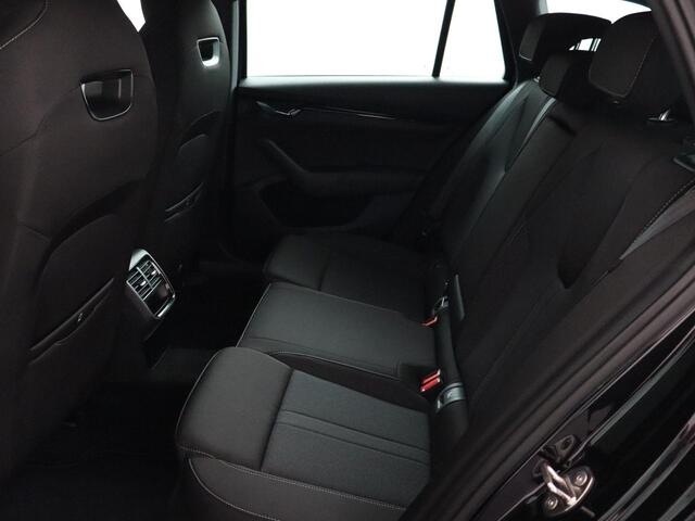 Skoda OCTAVIA Combi 1.0 e-TSI Sport Business | Trekhaak | ACC | Navigatie!