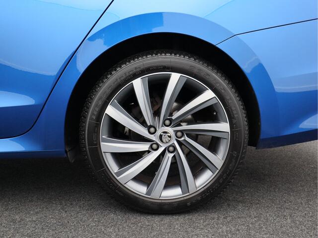 Skoda OCTAVIA Combi 1.5 TSI First Edition/ trekhaak/ compleet!