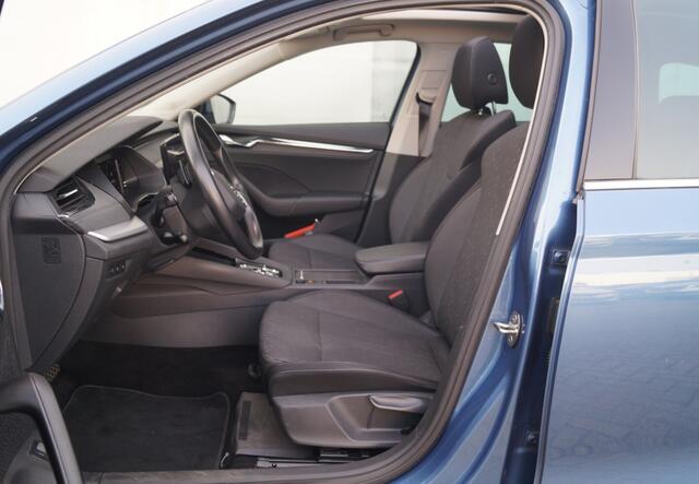 Skoda OCTAVIA Combi 1.0 TSI 110pk DSG Business Edition Plus -PANO-