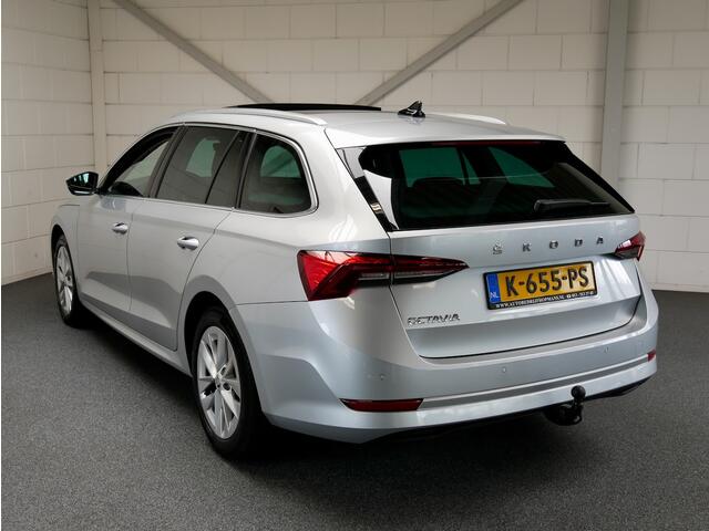 Skoda OCTAVIA Combi 1.0 TSi Style Pano/Navi/TH/SV/Carplay (all-incl. prijs)
