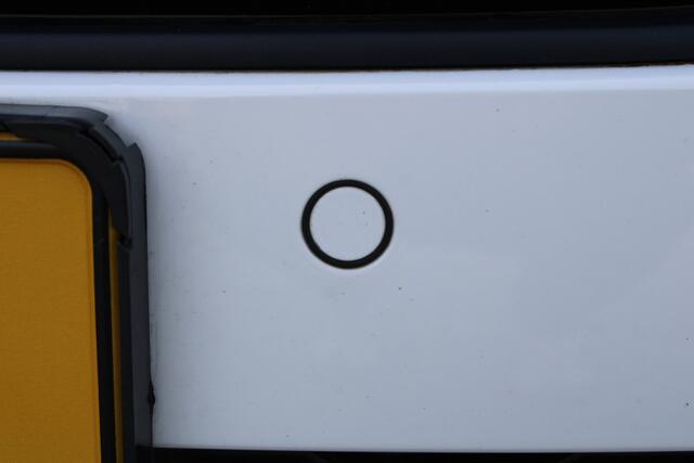 Skoda OCTAVIA Combi 1.4 TSI iV PHEV Sportline Business | Incl. 12 maanden garantie | Cruise control | Schuif/kantel dak | Apple carplay/Android auto | Parkeercamera | Stoelverwarming | 100% onderhouden | Head-up display |