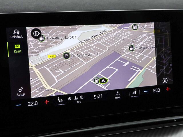 Skoda OCTAVIA Combi 1.4 TSI RS iV PHEV Business · Panoramadak · Elektrische stoelverstelling · Stoel, Stuur & achterbank verwarming · Apple/Android Car Play · Dodehoeksensor ·