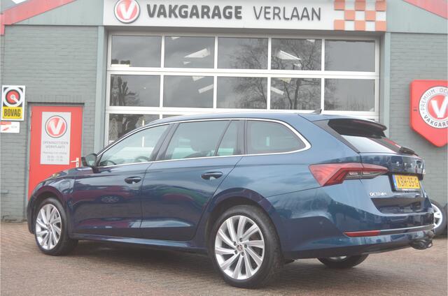 Skoda OCTAVIA Combi 1.4 TSI iV PHEV Business Edition Plus leder trekhaak 12 mnd. gar.