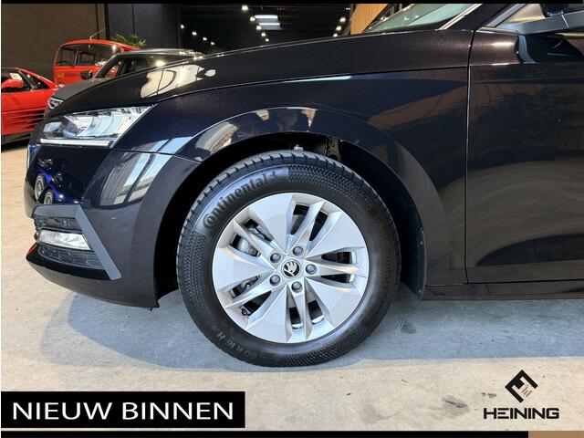 Skoda OCTAVIA Combi 1.0 TSI Business Edition. Navi. Apple-carplay.Trekhaak. Dealer onderhouden met NAP