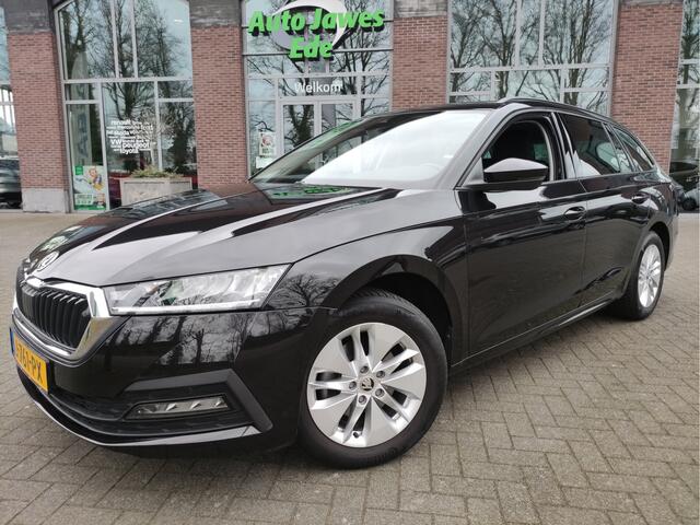 Skoda OCTAVIA Combi 1.0 TSI Business Edition Trekhaak - Getinte ruiten - Dealer onderhouden - NL auto
