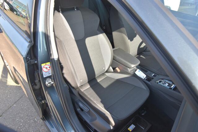 Skoda OCTAVIA Combi 1.0 e-TSI Business Edition , VIRTUAL COCKPIT , NAVI , CLIMATR , PDC V+A , LED KOPL ,