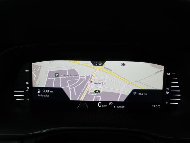 Skoda OCTAVIA Combi 1.0 TSI Ambition | 110 PK | Trekhaak wegklapbaar | Navigatiesysteem | Led verlichting |