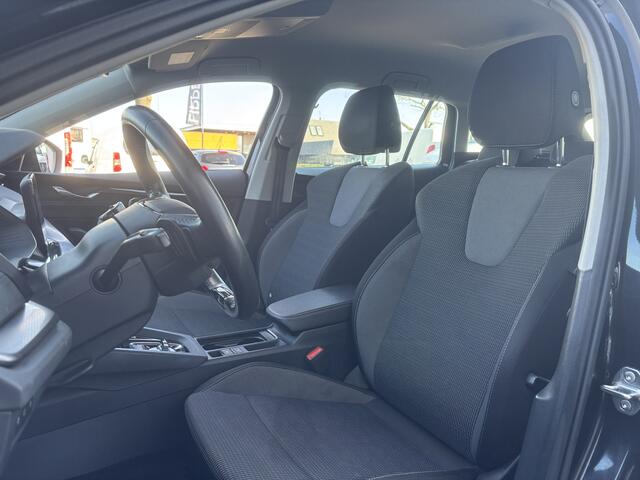 Skoda OCTAVIA Combi 1.0 e-TSI Business Edition | Sfeerverlichting | Parkeersensoren | Apple Carplay | Lane Assist