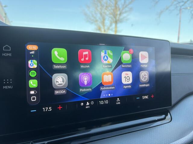 Skoda OCTAVIA Combi 1.0 e-TSI Business Edition | Sfeerverlichting | Parkeersensoren | Apple Carplay | Lane Assist