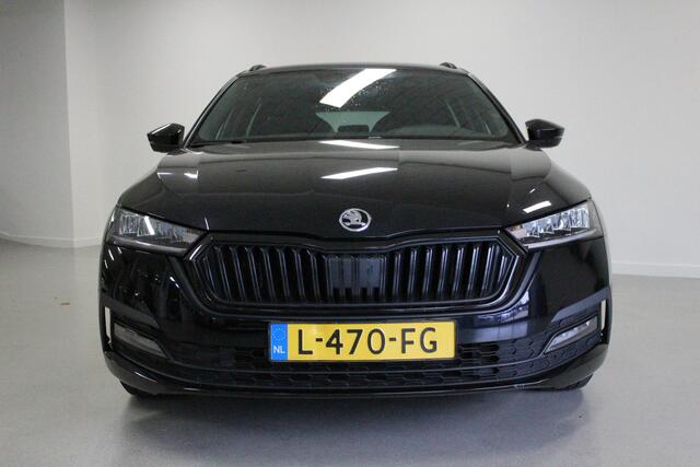 Skoda OCTAVIA Combi 1.0 e-TSI Sport Business | SPORT-INT | CRUISE | WEGKL-TRHAAK | SFEER | CARPLAY | DAB | CLIMA | PDC |