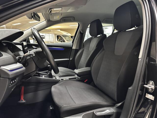 Skoda OCTAVIA Combi 1.0 TSI Business Edition/ LED Koplampen/ Elek.Klep/ 16''LMV/ Keyless/ Apple+Android/ Clima/ Navi/ Cruise/ Bluetooth/ Elek.Pakket/ Isofix/ PDC V+A.