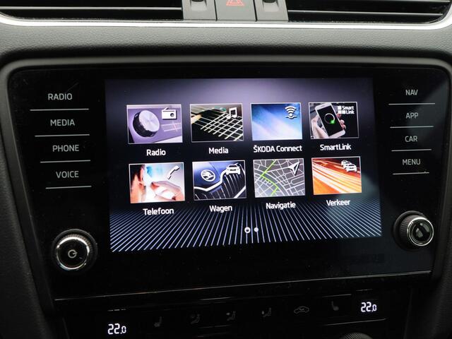 Skoda OCTAVIA Combi 1.5 TSi 150 Pk Automaat Style | Trekhaak | Cruise Control | Stoelverwarming | Camera | CarPlay | Climatronic | 16 Inch | 78.869 Km !!