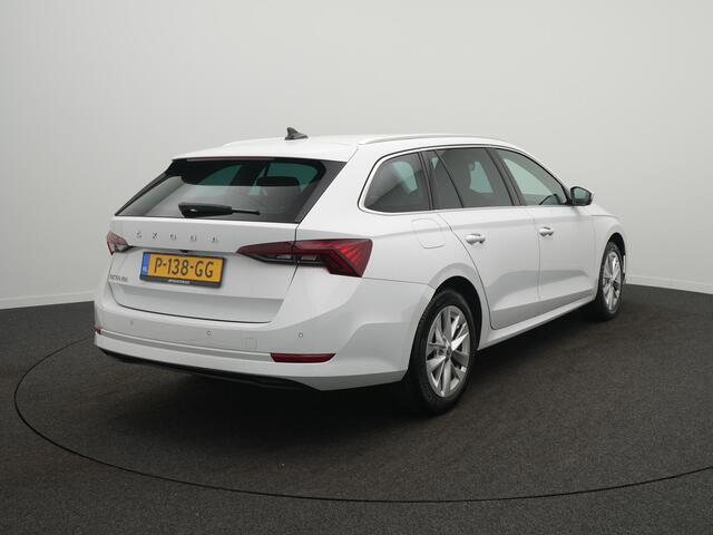 Skoda OCTAVIA Combi 1.0 TSI Business Edition - RIJKLAARPRIJS - Achteruitrijcamera - Apple Carplay - Android Auto