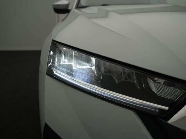 Skoda OCTAVIA Combi 1.0 TSI Business Edition - RIJKLAARPRIJS - Achteruitrijcamera - Apple Carplay - Android Auto