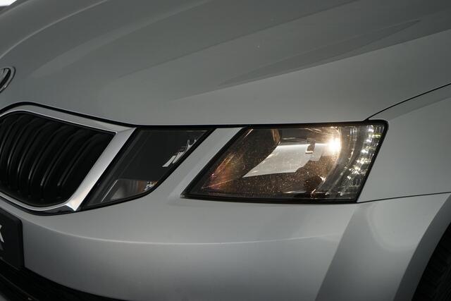 Skoda OCTAVIA Combi 1.0 TSI Greentech Business Edition