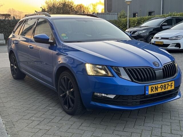 Skoda OCTAVIA Combi Navi Lm 18inch 1.6 TDI Grt Amb Bns