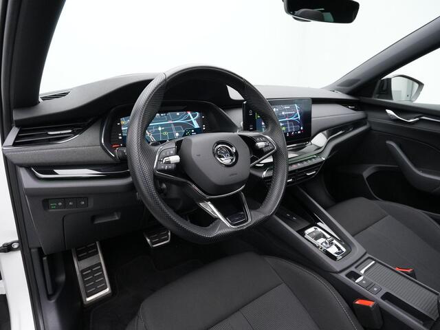 Skoda OCTAVIA 1.4 TSI iV 204 pk PHEV Sportline | Panoramadak | Head-up display | Canton | Stuur-/achterbankverwarming | Achteruitrijcamera