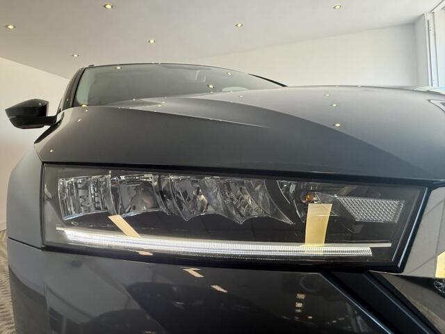 Skoda OCTAVIA Combi 1.0 TSI Business Edition Automaat