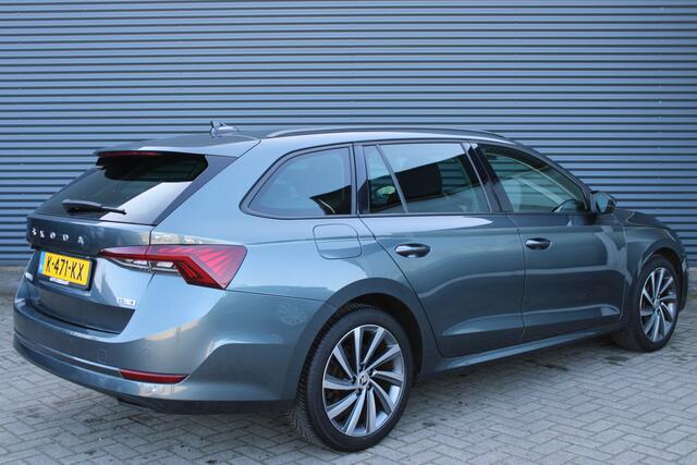 Skoda OCTAVIA Combi 1.0 e-TSI Business Edition Full-LED CarPlay Stoelverwarming 18inch Velgen