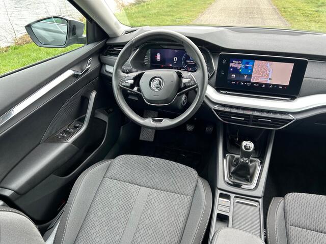 Skoda OCTAVIA Combi 1.0 TSI Business Edition Plus Elec. Trekhaak / Stuur/Stoel verwarming