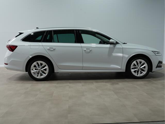 Skoda OCTAVIA Combi 1.0 e-TSI Business Edition Plus | Navigatie | Memory | LED | Camera | Stoelverw. 339