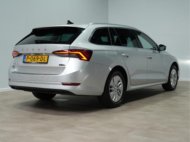 Skoda OCTAVIA Combi 1.0 e-TSI Business Edition | Trekhaak | Navigatie | Android/Carplay | Stoelverw. | Acc 259