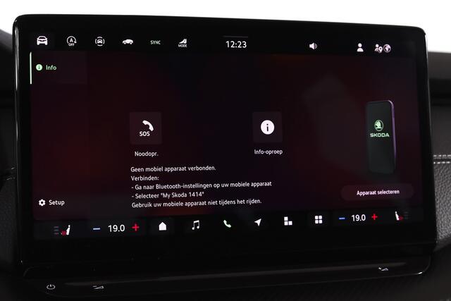 Skoda OCTAVIA Combi 1.5 TSI MHEV 150 PK Sportline Tour | Elek. Trekhaak | Matrix Led | Adapt. Cruise | Winterpakket | 13 inch Navi | Camera | NAV + App. Connect | ECC | Elek. Klep | LM 18" | 1414