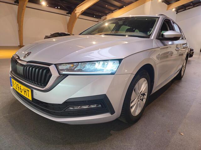 Skoda OCTAVIA Combi 1.0 e-TSI Business Edition - Apple Carplay/Android Auto - Achteruitrijcamera - Navi