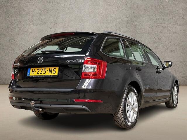 Skoda OCTAVIA Combi 1.0 TSI Sport (APPLE CARPLAY, GROOT NAVI, CLIMATE, CRUISE, SPORTSTOELEN, PARKEERSENSOREN, NIEUWE APK, NIEUWSTAAT)