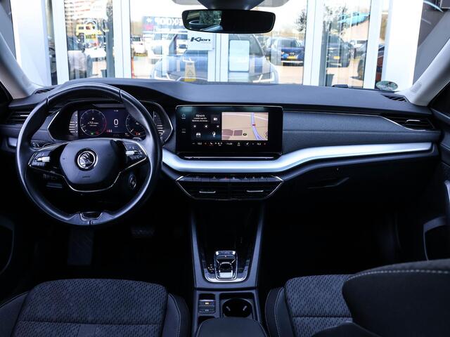 Skoda OCTAVIA Combi 1.5 e-TSI Business Edition Plus | Full LED | Navi | 17 INCH |