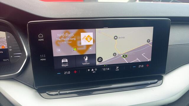 Skoda OCTAVIA Combi 1.0 e-TSI Sport Business AUTOMAAT / SFEER / FULL LED / TREKHAAK / SPORTSTOEL / NAVI / CLIMA / PDC / CARPLAY / NL-AUTO