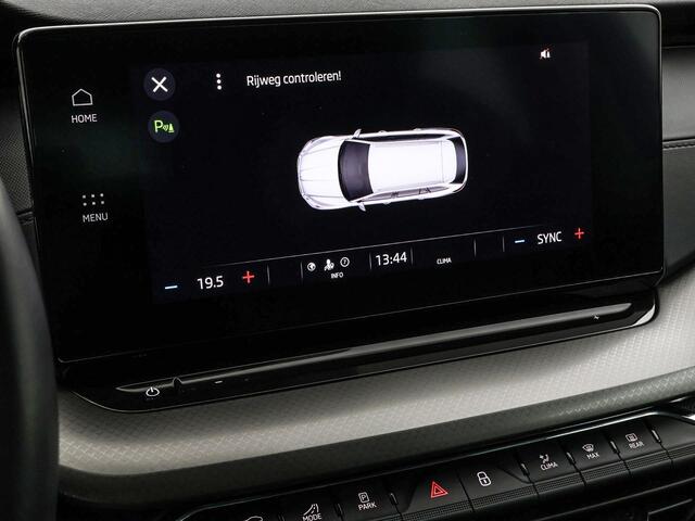 Skoda OCTAVIA Combi 1.0 e-TSI 110pk DSG Business Edition · Apple/Android Car Play · Navigatie · P-Sensoren · Cruise Control · Elek. Achterklep · 16'' Inch · Garantie t/m 01-01-2028 of 100.000km