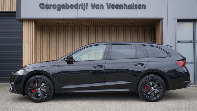 Skoda OCTAVIA Combi 1.4 TSI 245PK RS iV PHEV Business RS-Seats Leder/Alcantara Canton Stuur/stoelverwarming HUD Standkachel Keyless LED 62017km!