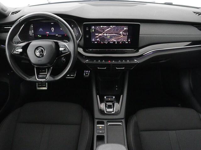 Skoda OCTAVIA Combi 1.4 TSI iV PHEV Sportline Business | SOH 96% | Trekhaak | Stoelverwarming | Camera | Carplay | Navigatie