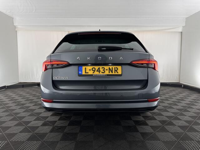 Skoda OCTAVIA Combi 1.0 TSI Business Edition Plus (INCL.BTW) *FULL-LED | NAVI-FULLMAP | HEATED-COMFORTSEATS | DIGI-COCKPIT | CAMERA | KEYLESS | DAB | AMBIENT-LIGHT | PRIVACY-GLASS | ECC | PDC | CRUISE | 17''ALU*