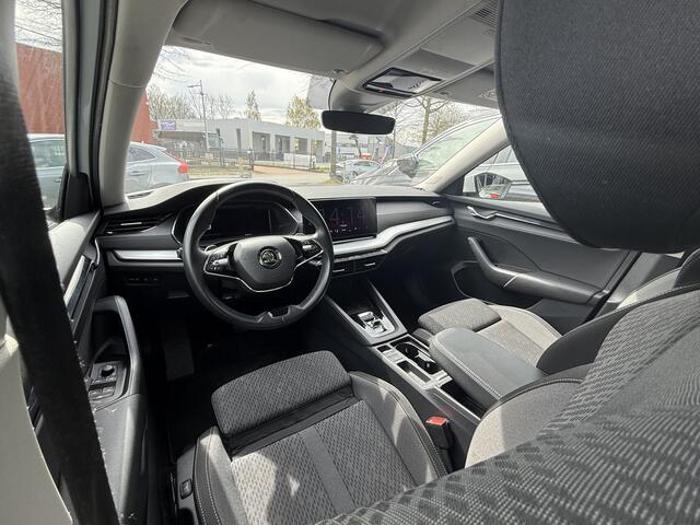 Skoda OCTAVIA Combi BWJ 2023 1.4 TSI iV PHEV Sportline Business NET BINNEN! AUTOMAAT | STOEL + STUURVERW. | MASSAGESTOEL | NAVI | CLIMA | CRUISE