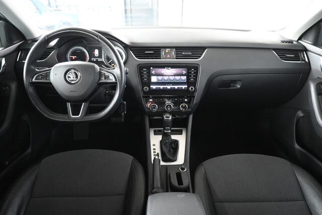 Skoda OCTAVIA Combi 1.0 TSI Greentech Ambition Business Automaat Navigatie Stoelverwarming Rijklaarprijs! Inruil Mogelijk!