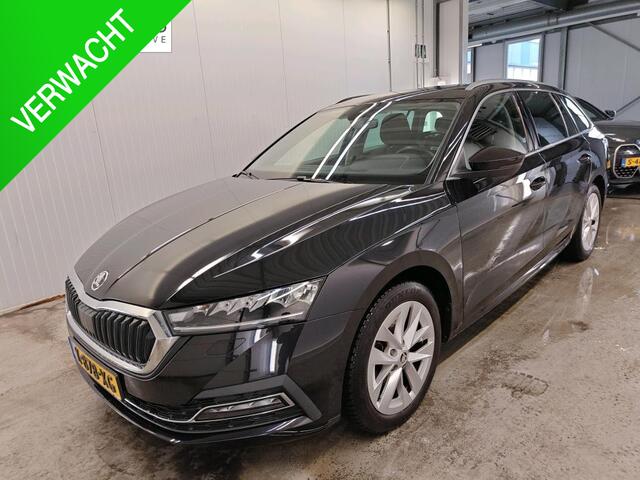 Skoda OCTAVIA Combi 1.0 TSI Business Edition Plus NL-AUTO | PANODAK | TREKHAAK