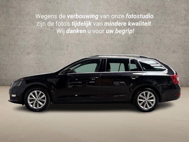 Skoda OCTAVIA Combi 1.5 TSI Greentech Sport 150Pk Automaat (APPLE CARPLAY, GROOT NAVI, CLIMATE, STOELVERWARMING, SPORTSTOELEN, CRUISE, PARKEERSENSOREN, NIEUWE APK, NIEUWSTAAT)