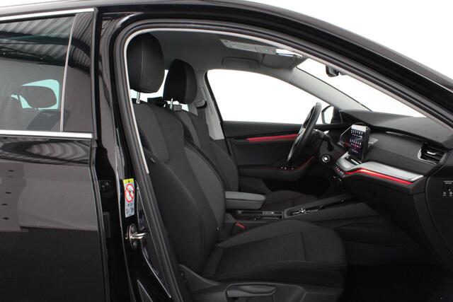 Skoda OCTAVIA Combi 1.0 e-TSI Business > Trekhaak (zwenkbaar)/Camera/Stoelverwarming...