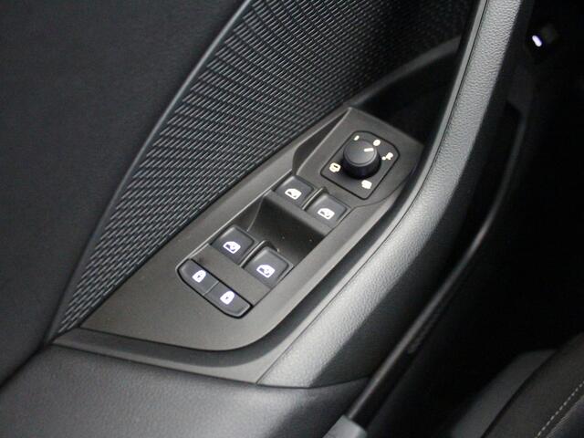 Skoda OCTAVIA Combi 1.0 TSI Business Edition | Stoelverwarming | Clima |