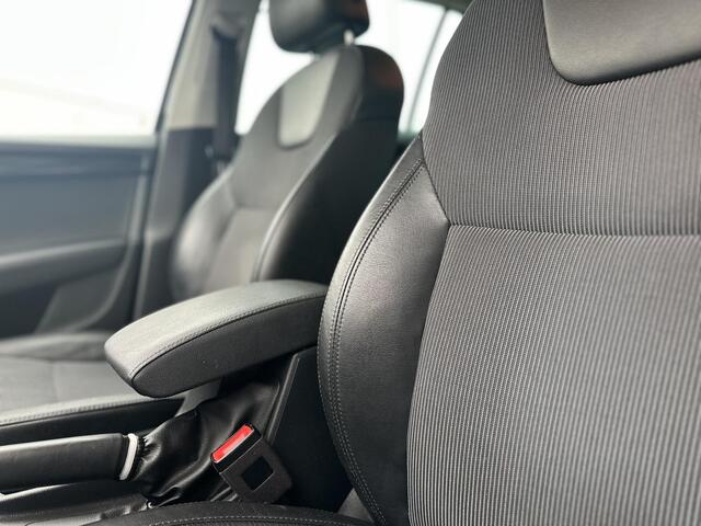 Skoda OCTAVIA Combi 1.4 TSI Greentech Style Business | Navi | Trekhaak | Stoelverwarming