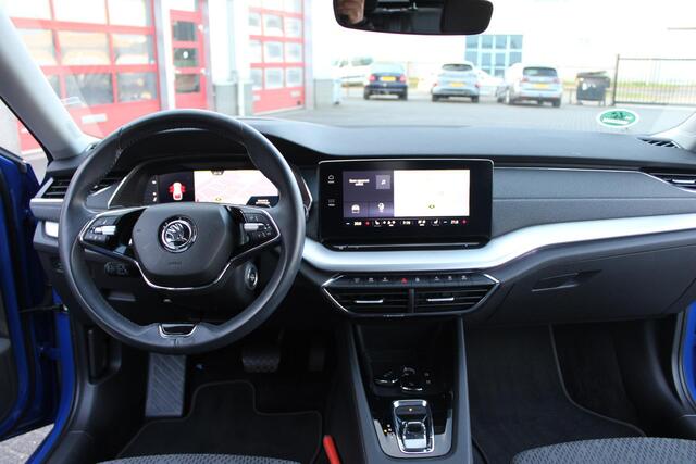 Skoda OCTAVIA Combi 1.0 e-TSI Business Edition Plus Camera/Headup/Led